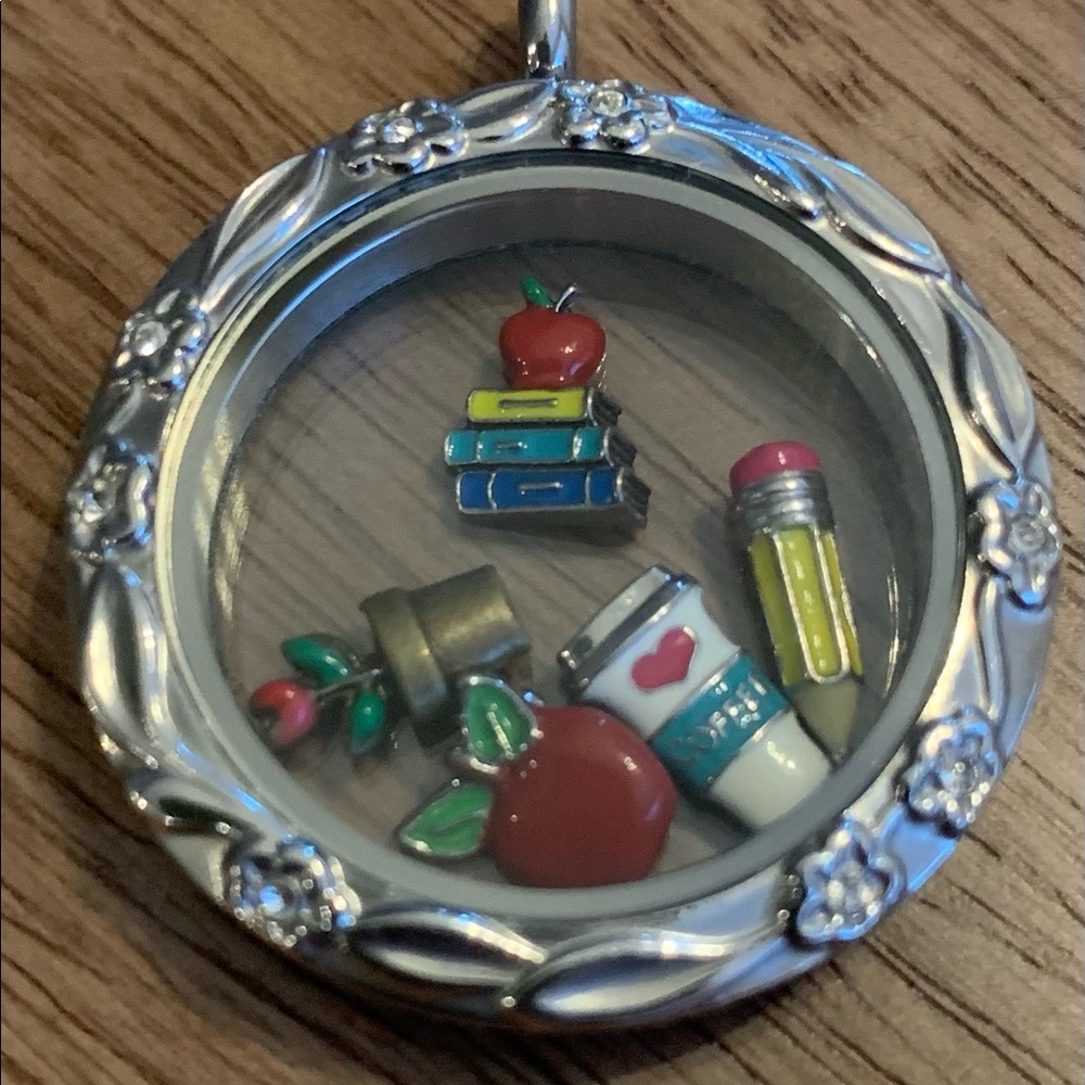 Teacher gift!! Origami Owl Locket